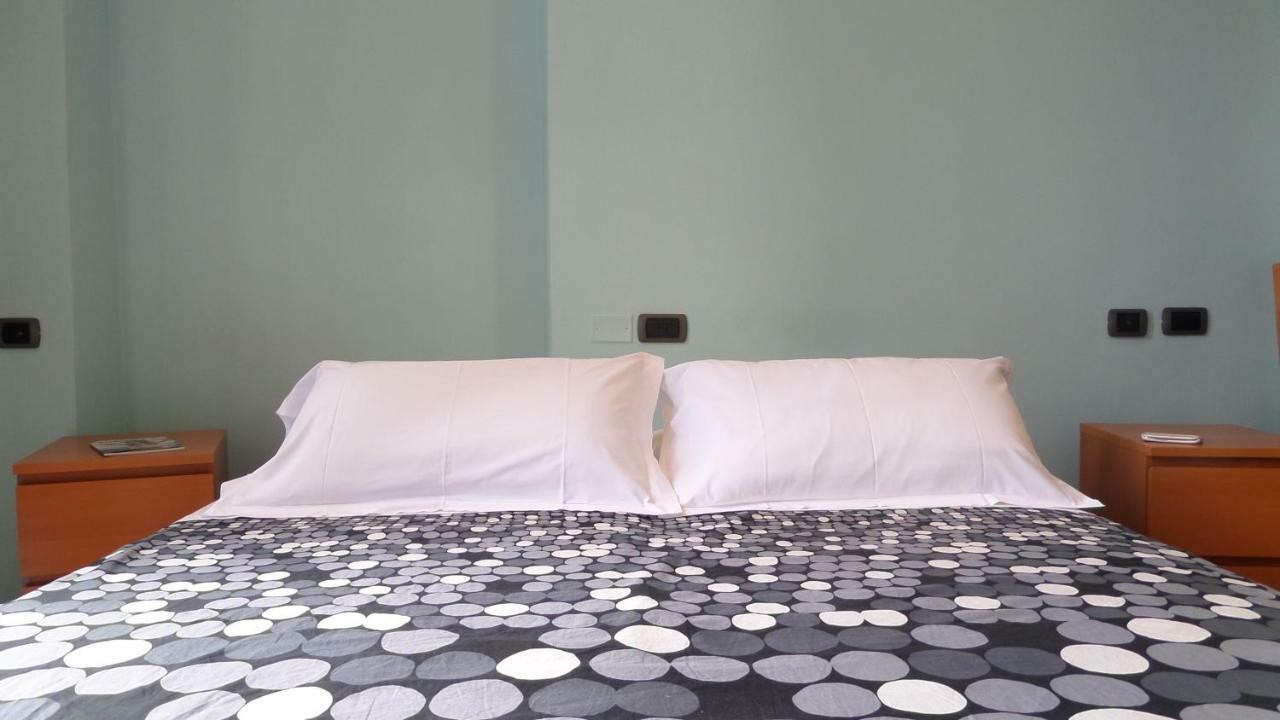 Chiara Rooms Roma Esterno foto